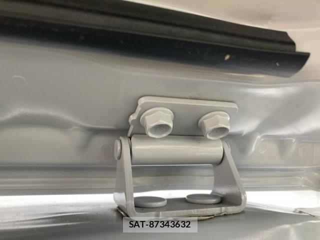 Mitsubishi OUTLANDER PHEV 2022-09 8414257-12