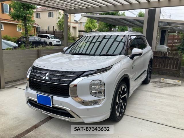 Mitsubishi OUTLANDER PHEV 2022-09 8414257-1