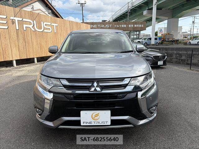 Mitsubishi OUTLANDER PHEV 2016-03 8438682-14