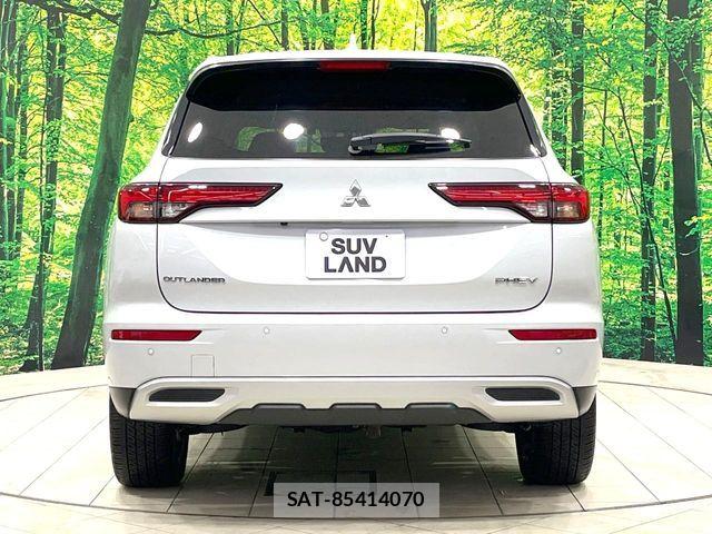 Mitsubishi OUTLANDER PHEV 2022-06 8438680-15