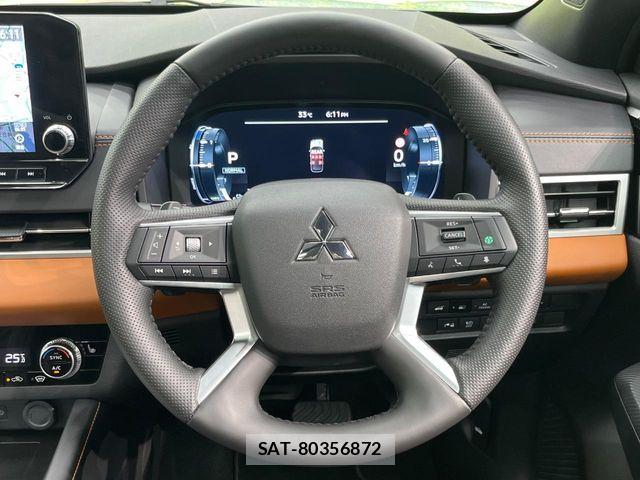Mitsubishi OUTLANDER PHEV 2022-03 8438677-10