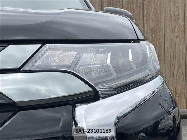 Mitsubishi OUTLANDER PHEV 2020-03 8438681-21