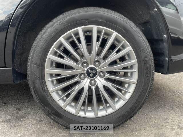 Mitsubishi OUTLANDER PHEV 2020-03 8438681-27