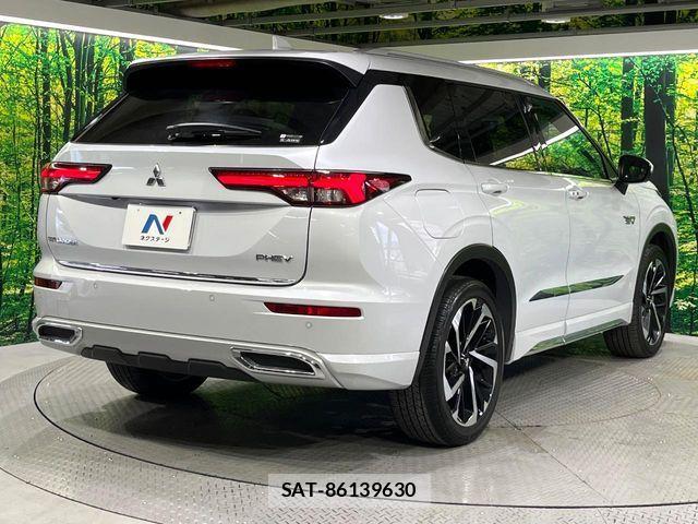 Mitsubishi OUTLANDER PHEV 2024-01 8458167-16