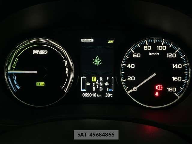 Mitsubishi OUTLANDER PHEV 2015-06 8458169-10