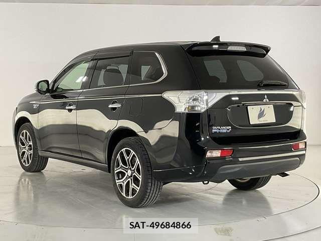 Mitsubishi OUTLANDER PHEV 2015-06 8458169-3