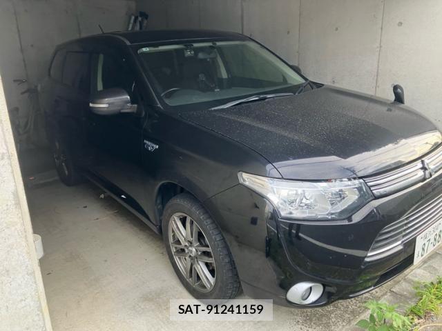 Mitsubishi OUTLANDER PHEV 2014-01 8458170-0
