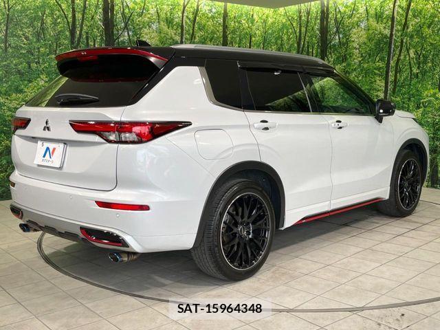 Mitsubishi OUTLANDER PHEV 2022-07 8458166-17