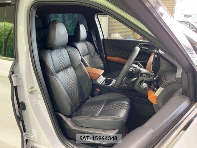 Mitsubishi OUTLANDER PHEV 2022-07 8458166-8