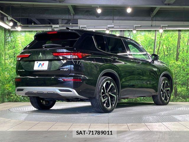 Mitsubishi OUTLANDER PHEV 2022-07 8457423-16