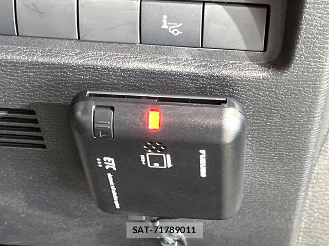 Mitsubishi OUTLANDER PHEV 2022-07 8457423-6