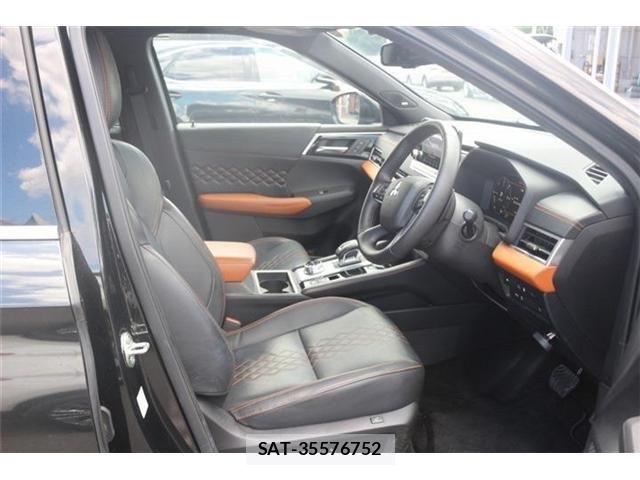Mitsubishi OUTLANDER PHEV 2022-01 8485901-17