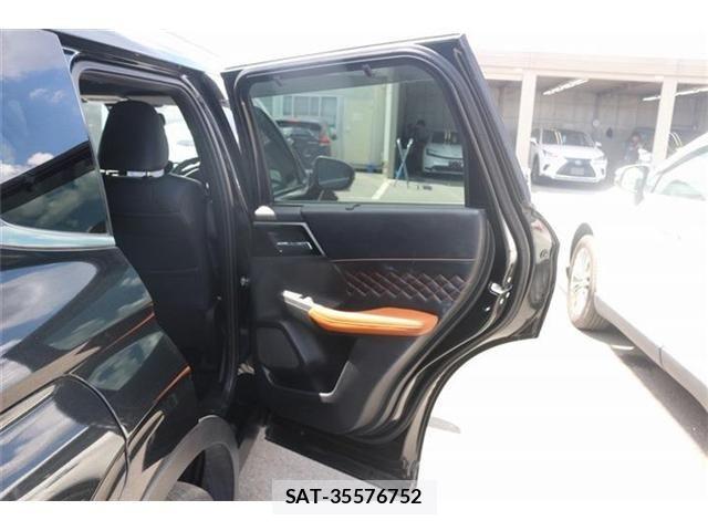Mitsubishi OUTLANDER PHEV 2022-01 8485901-25