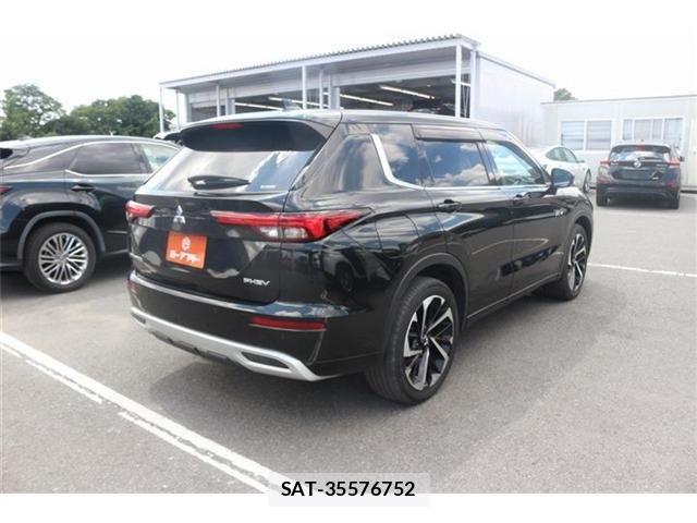 Mitsubishi OUTLANDER PHEV 2022-01 8485901-4