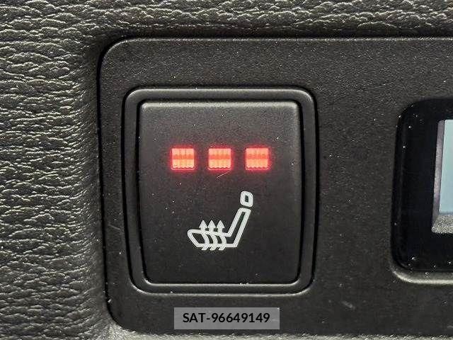 Mitsubishi OUTLANDER PHEV 2022-01 8485900-6