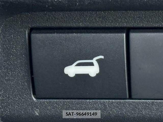Mitsubishi OUTLANDER PHEV 2022-01 8485900-7