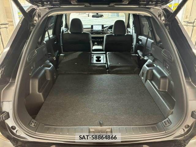 Mitsubishi OUTLANDER PHEV 2023-10 8485904-12