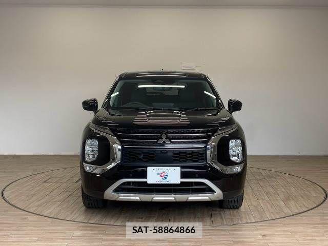 Mitsubishi OUTLANDER PHEV 2023-10 8485904-14