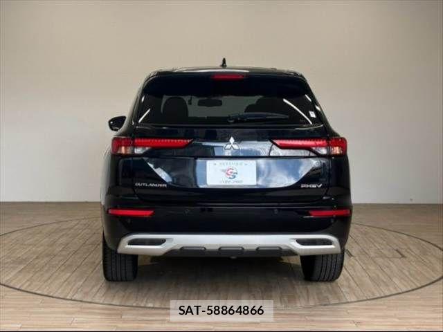 Mitsubishi OUTLANDER PHEV 2023-10 8485904-15