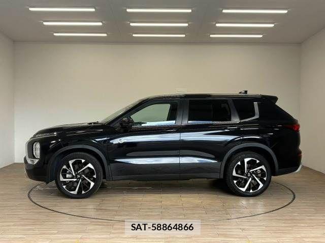 Mitsubishi OUTLANDER PHEV 2023-10 8485904-16
