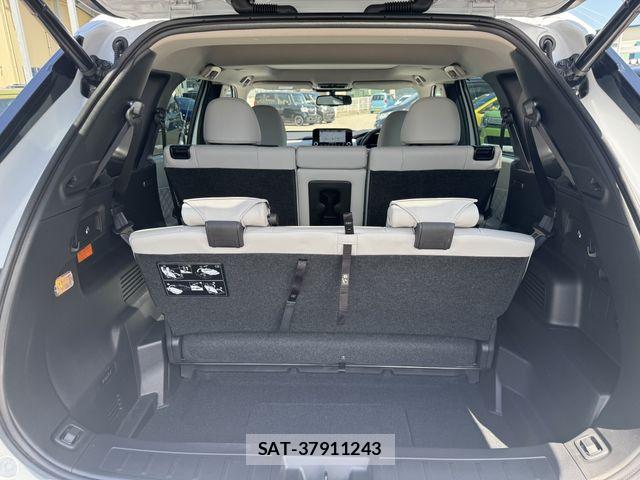 Mitsubishi OUTLANDER PHEV 2022-08 8485903-26