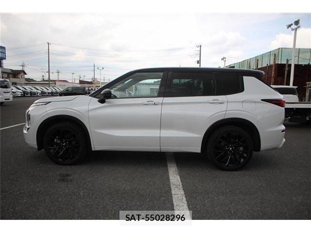 Mitsubishi OUTLANDER PHEV 2022-07 8526501-12