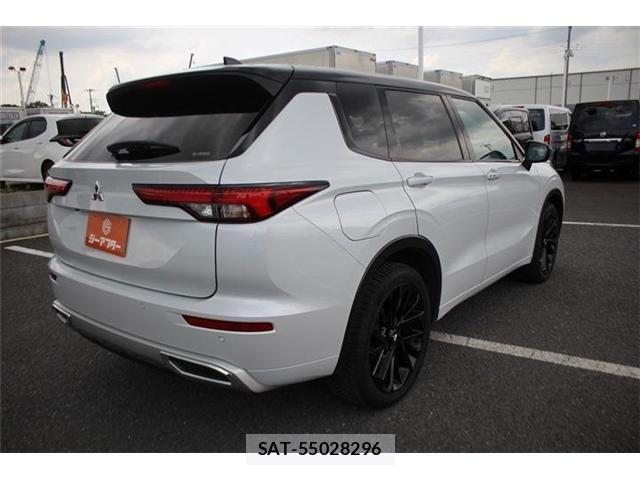Mitsubishi OUTLANDER PHEV 2022-07 8526501-15