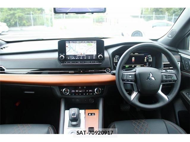 Mitsubishi OUTLANDER PHEV 2022-02 8526505-17