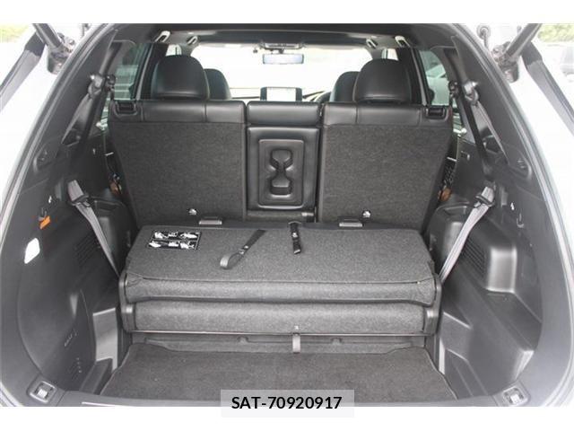Mitsubishi OUTLANDER PHEV 2022-02 8526505-18