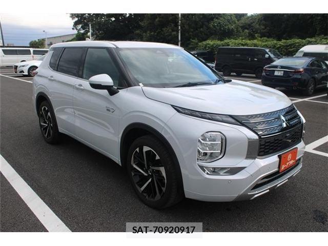 Mitsubishi OUTLANDER PHEV 2022-02 8526505-28