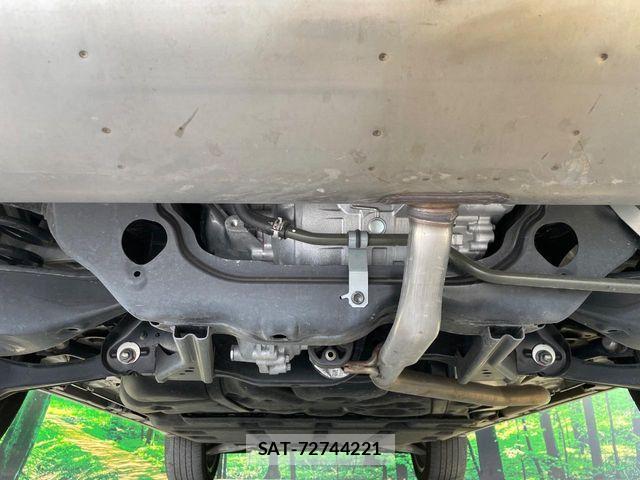 Mitsubishi OUTLANDER PHEV 2022-08 8526503-18
