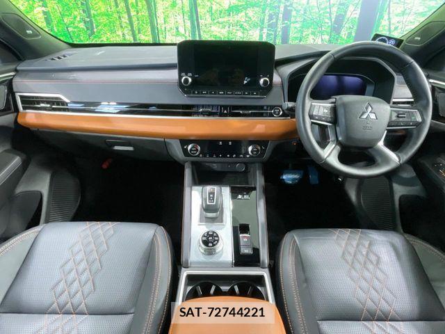 Mitsubishi OUTLANDER PHEV 2022-08 8526503-1