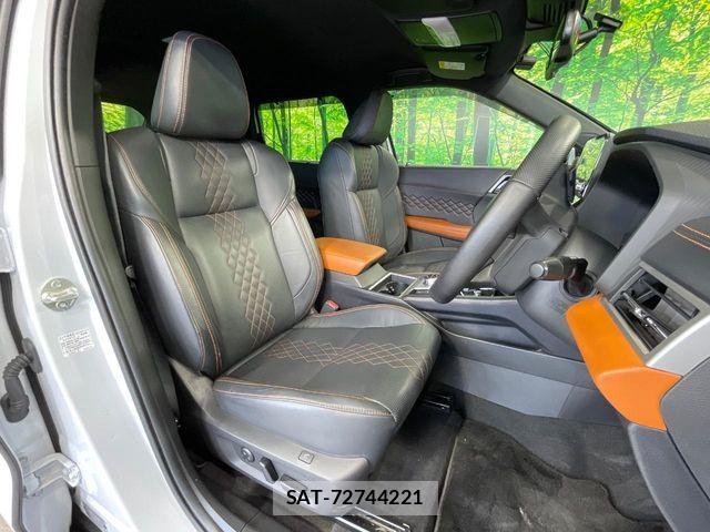 Mitsubishi OUTLANDER PHEV 2022-08 8526503-6