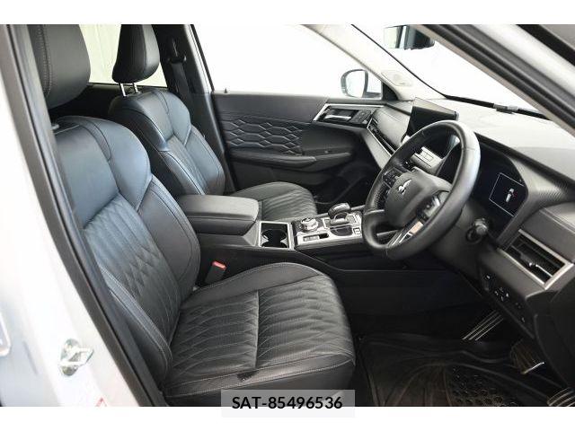 Mitsubishi OUTLANDER PHEV 2024-11 8526499-10