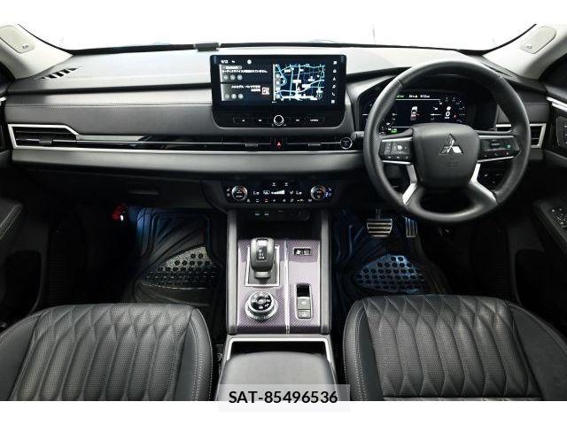 Mitsubishi OUTLANDER PHEV 2024-11 8526499-1