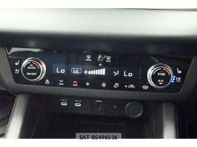 Mitsubishi OUTLANDER PHEV 2024-11 8526499-22
