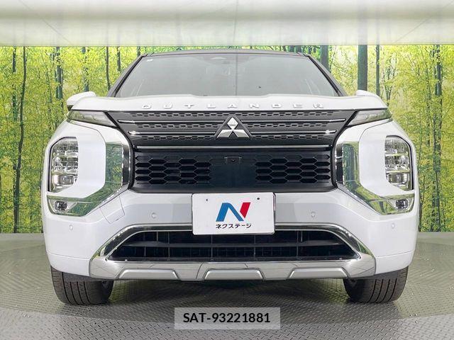 Mitsubishi OUTLANDER PHEV 2022-07 8526498-14