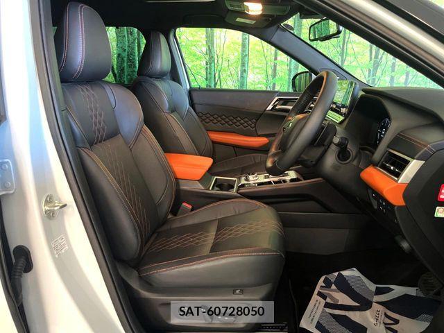 Mitsubishi OUTLANDER PHEV 2022-07 8563127-14