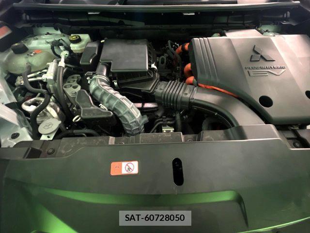 Mitsubishi OUTLANDER PHEV 2022-07 8563127-17