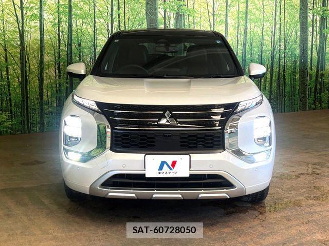 Mitsubishi OUTLANDER PHEV 2022-07 8563127-8