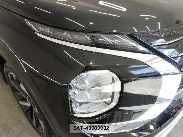 Mitsubishi OUTLANDER PHEV 2022-06 8563129-11