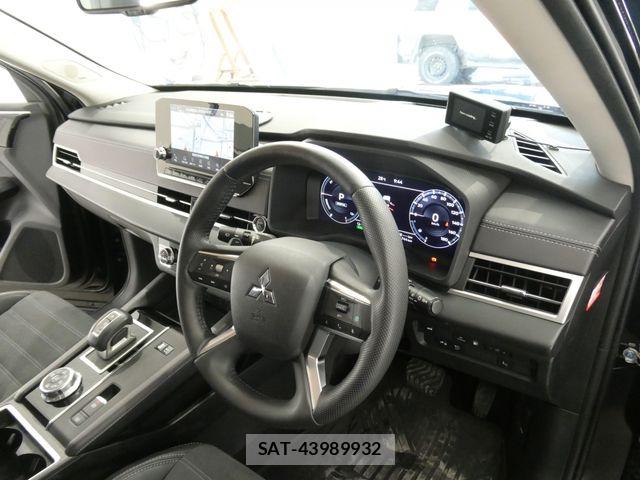 Mitsubishi OUTLANDER PHEV 2022-06 8563129-12
