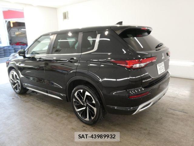 Mitsubishi OUTLANDER PHEV 2022-06 8563129-1