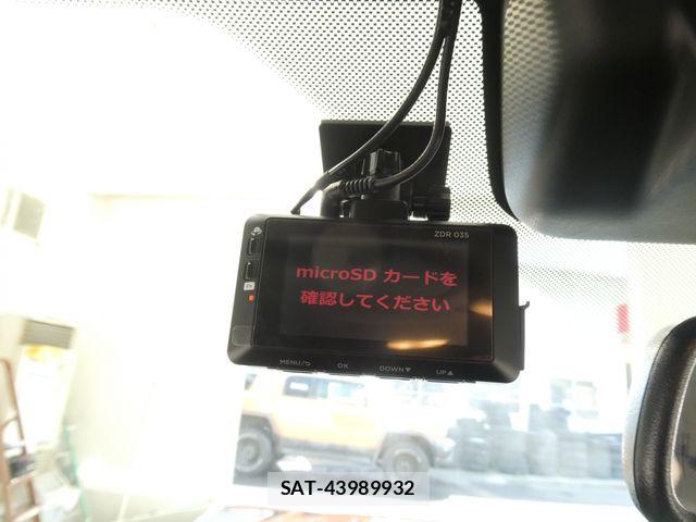 Mitsubishi OUTLANDER PHEV 2022-06 8563129-27