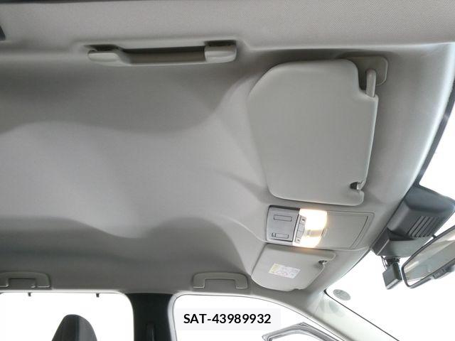 Mitsubishi OUTLANDER PHEV 2022-06 8563129-28