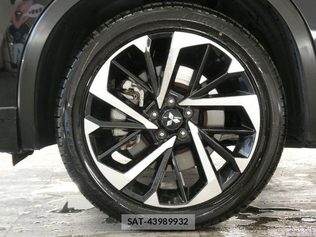 Mitsubishi OUTLANDER PHEV 2022-06 8563129-7