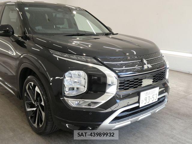 Mitsubishi OUTLANDER PHEV 2022-06 8563129-8