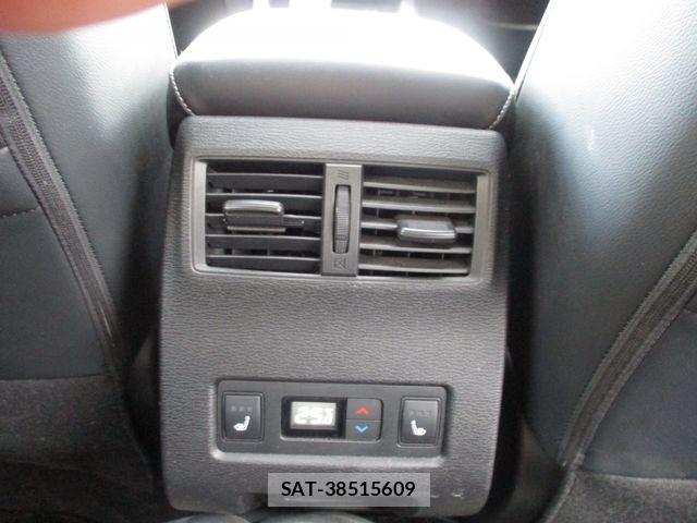 Mitsubishi OUTLANDER PHEV 2023-06 8563128-15
