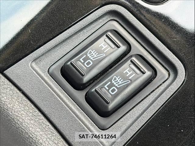 Mitsubishi OUTLANDER PHEV 2019-09 8563131-25