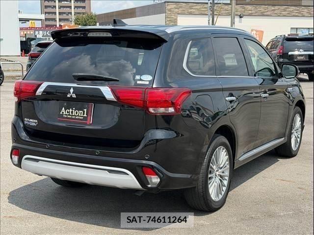 Mitsubishi OUTLANDER PHEV 2019-09 8563131-4